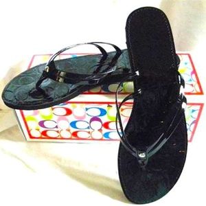 [NWT] Authentic Coach Juney Patent Flip Flops-Size 8